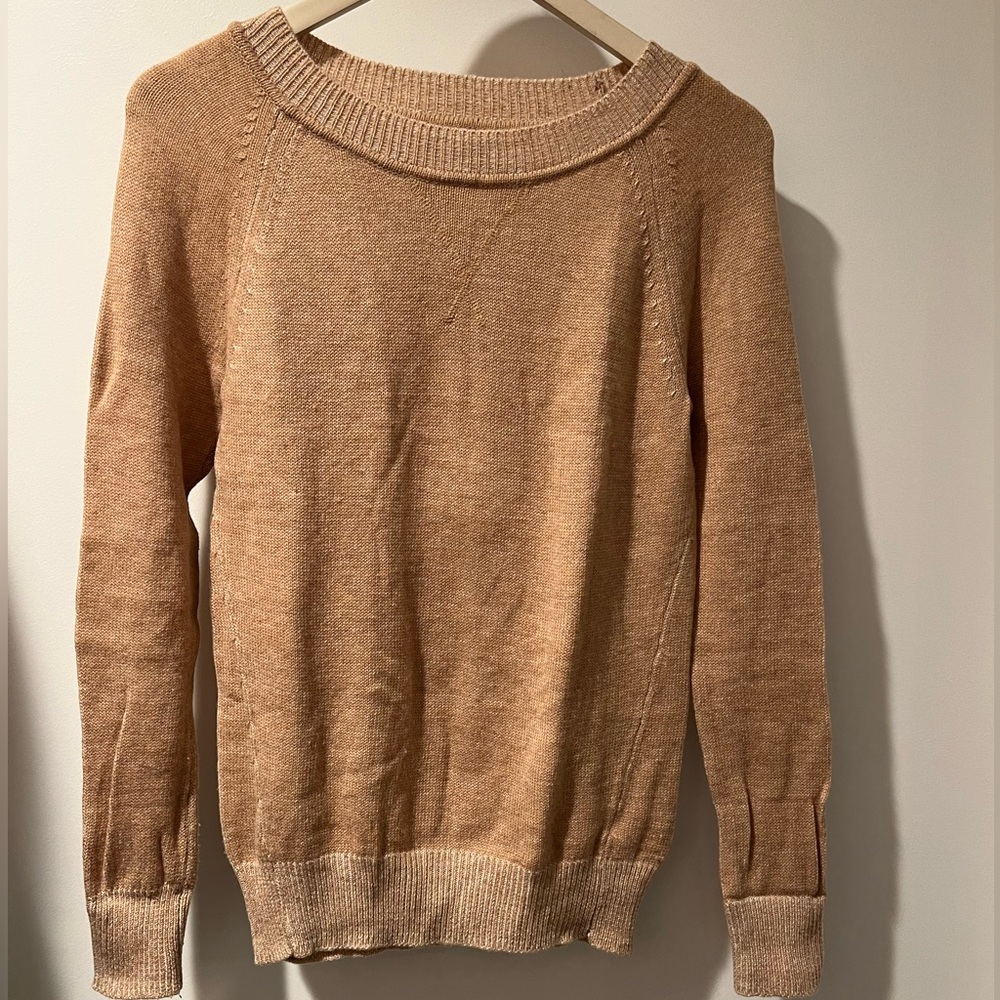 GAP Women's Tan Crew Neck Sweater size S